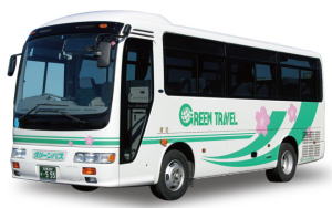 小型バス(本席19席+補助席4席、サロン席可能,7m,通行料は中型) 